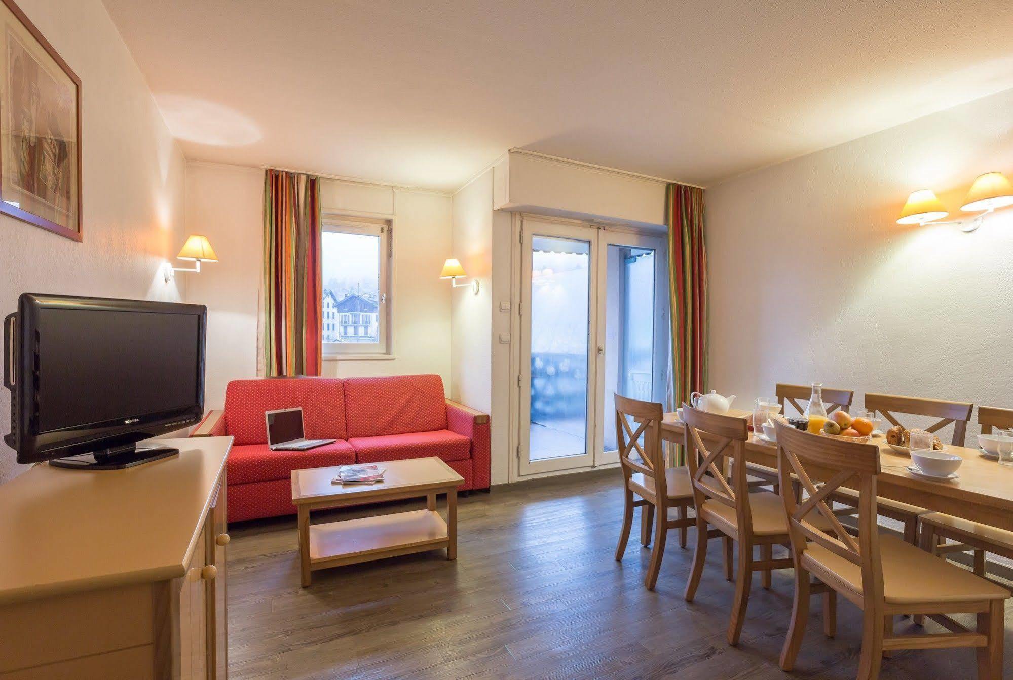 Residence Pierre & Vacances La Riviere Chamonix Bagian luar foto